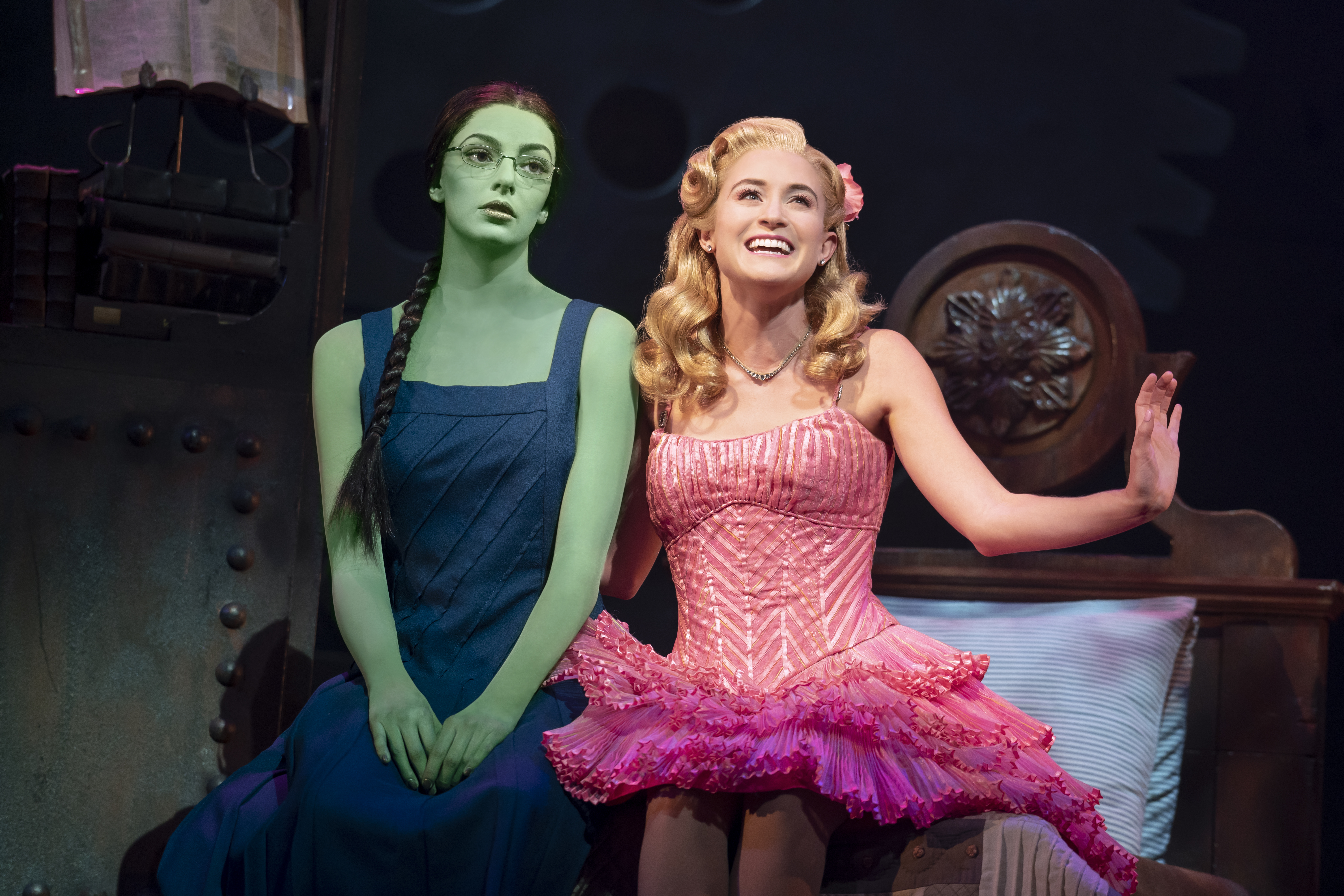 Talia Suskauer Allison Bailey And Cleavant Derricks Star In Return Of Wicked Tour Playbill<script async src=